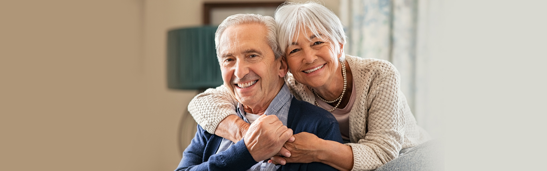 How are Implant Supported Dentures Better than Traditional Dentures